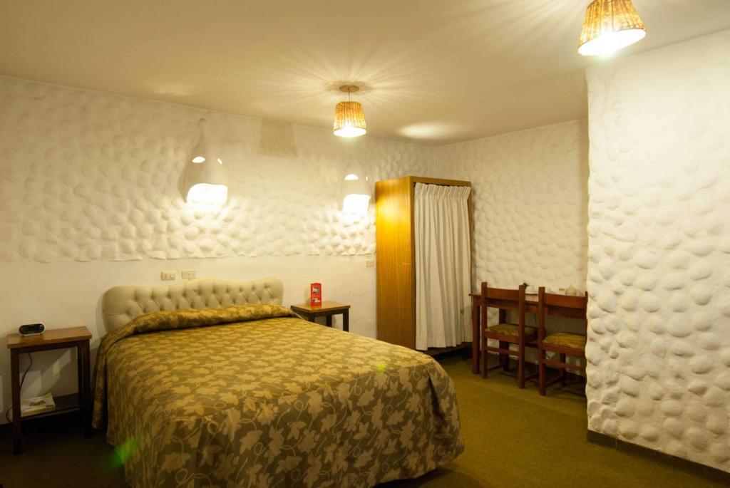 Hotel Casablanca Куско Стая снимка